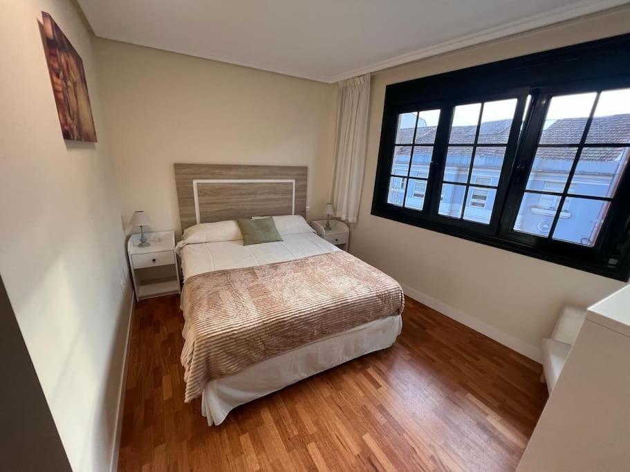 Villa Casa Con Terraza En El Casco Betanzos Exterior foto