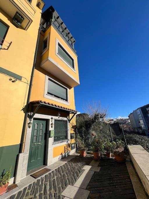 Villa Casa Con Terraza En El Casco Betanzos Exterior foto